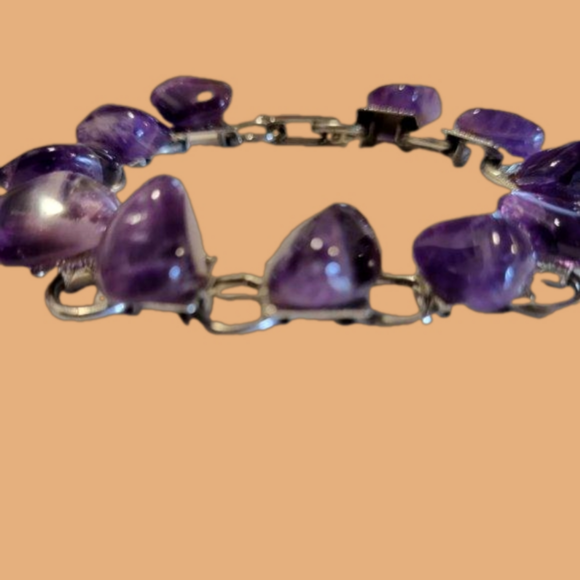 11 Raw Amethysts in Silver Plated Bracelet - Picture 2 of 5
